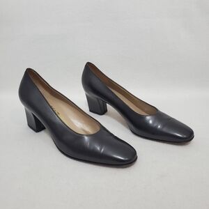 Salvatore Ferragamo Black Leather Pumps